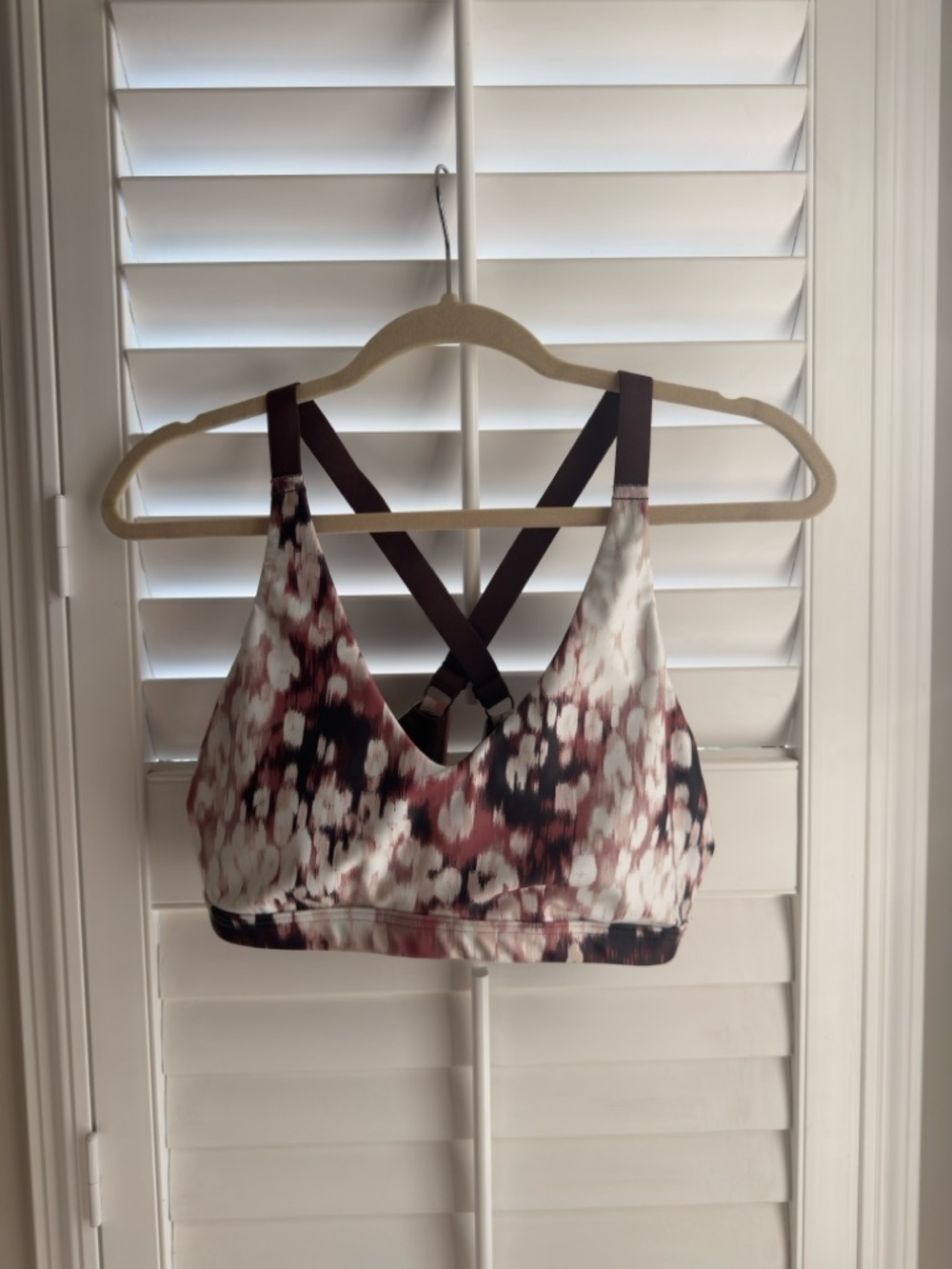 aerie Burgundy and White Printed Crisscross Sports Bralette size L